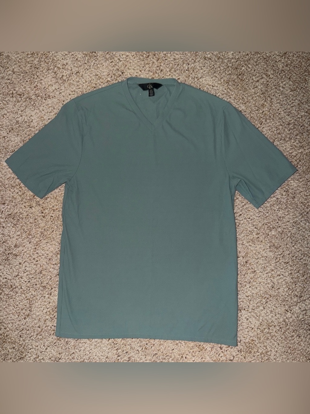 Calvin Klein Men's Teal V-Neck Shirt